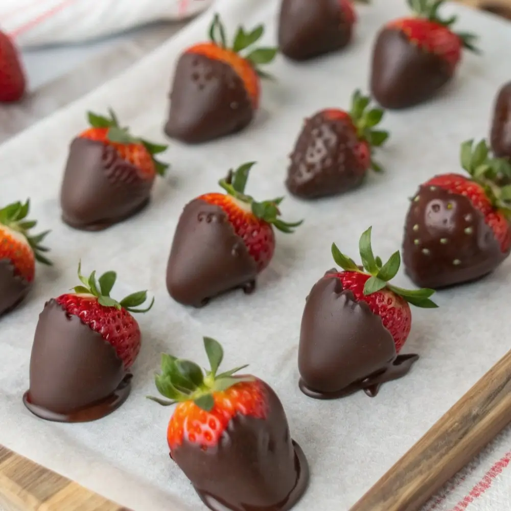 Chocolate Covered Strawberries That Set Perfectly