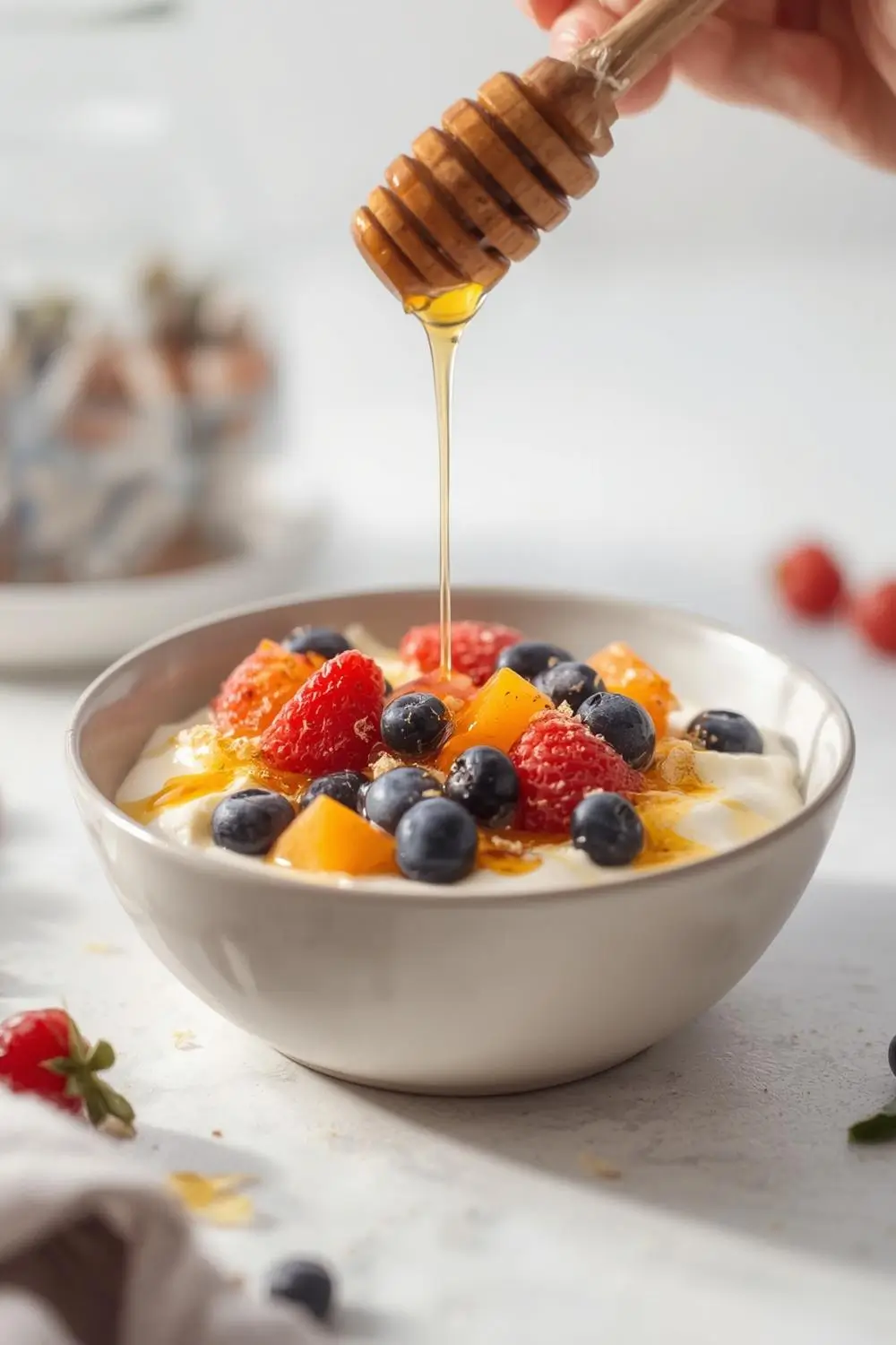 Easy Greek Yogurt Honey Fruit Bowl