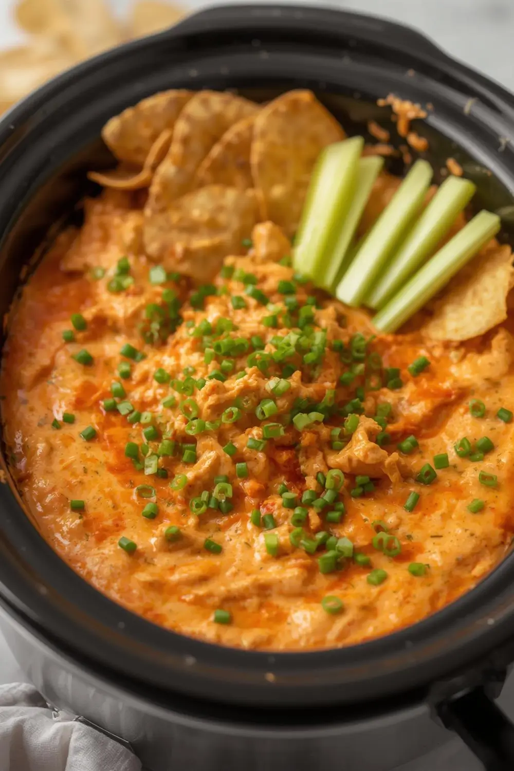 Easy Slow Cooker Creamy Buffalo Chicken Dip (Crowd-Pleasing Appetizer!)